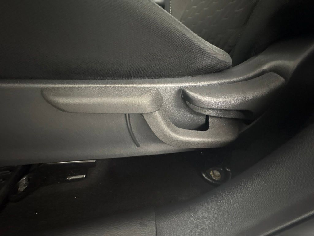 Used 2023 Nissan Kicks SV FWD image 16