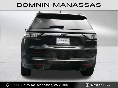 Used 2021 Chevrolet Traverse Premier w/ Redline Edition image 6