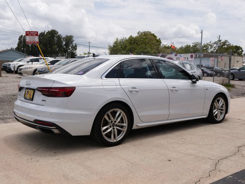 Used 2022 Audi A4 2.0T Premium Plus AWD/4WD image 5