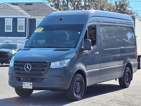 Used 2024 Mercedes-Benz Sprinter 2500 image 1