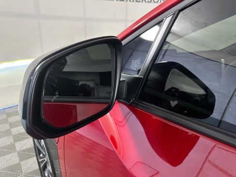 Used 2025 Toyota bZ4X FWD image 10