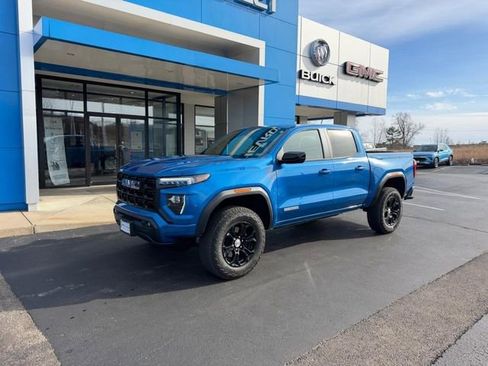 Used 2023 GMC Canyon Elevation w/ Convenience Package image 2