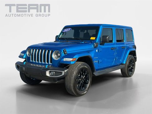 Used 2023 Jeep Wrangler Unlimited Sahara w/ Cold Weather Group image 3