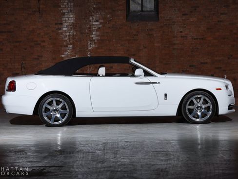 Certified 2020 Rolls-Royce Dawn image 8