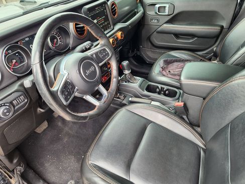 Used 2022 Jeep Gladiator Mojave w/ Cold Weather Group AWD/4WD image 7