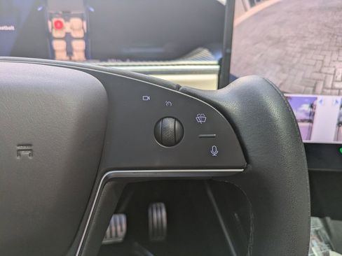 Used 2022 Tesla Model X Plaid AWD/4WD image 31