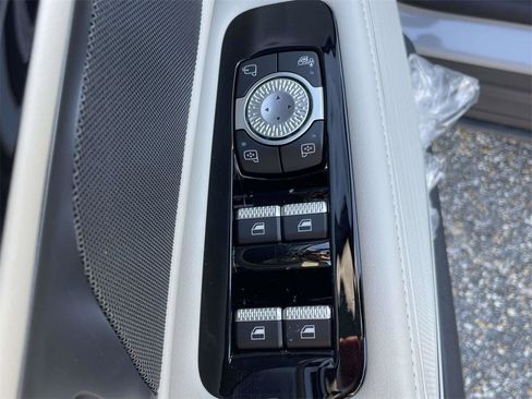 New 2026 Lincoln Nautilus Premier image 16