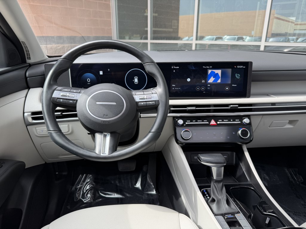 Used 2025 Hyundai Tucson SEL FWD image 16