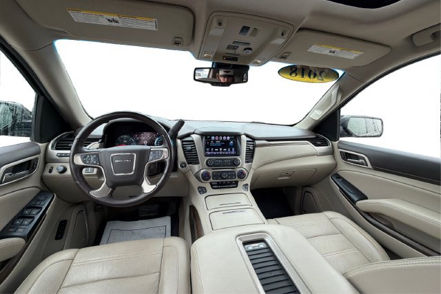 Used 2018 GMC Yukon Denali w/ Denali Ultimate Package AWD/4WD image 22