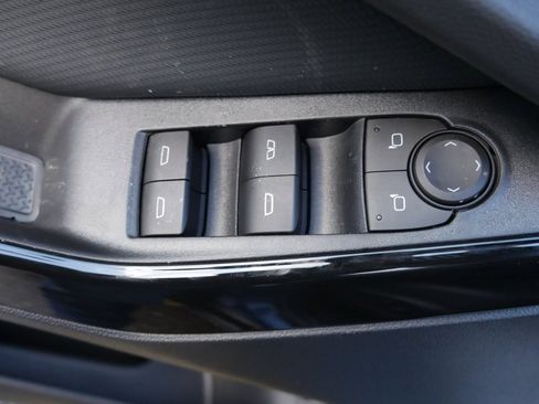 New 2026 Chevrolet Equinox LT image 31