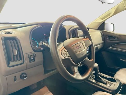 Used 2017 GMC Canyon 2WD Crew Cab w/ Convenience Package image 10