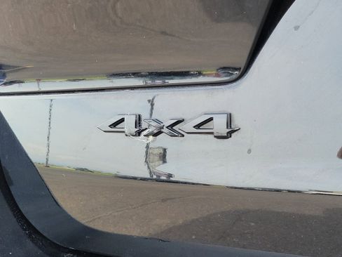 Used 2023 Jeep Grand Cherokee L Laredo image 7