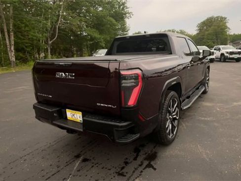 New 2025 GMC Sierra EV Denali image 9