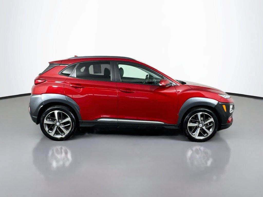 Used 2021 Hyundai Kona Limited w/ Cargo Package AWD/4WD image 9