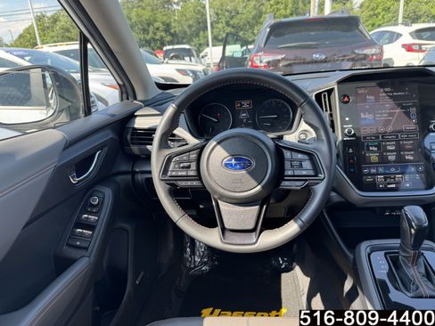 Used 2025 Subaru Crosstrek 2.5i Limited AWD/4WD image 15