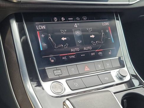 Used 2023 Audi Q7 3.0T Premium image 24