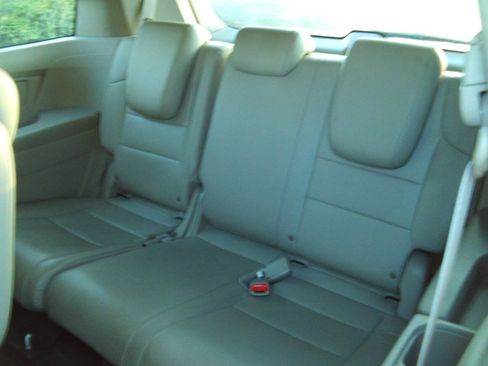 Used 2011 Honda Odyssey EX-L image 16