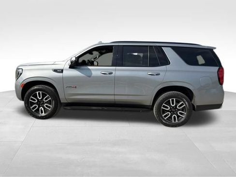 Used 2024 GMC Yukon AT4 w/ Technology Package AWD/4WD image 6