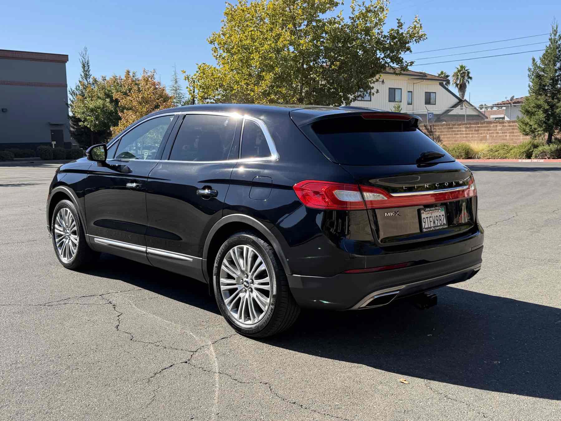 Used 2018 Lincoln MKX Reserve FWD image 5