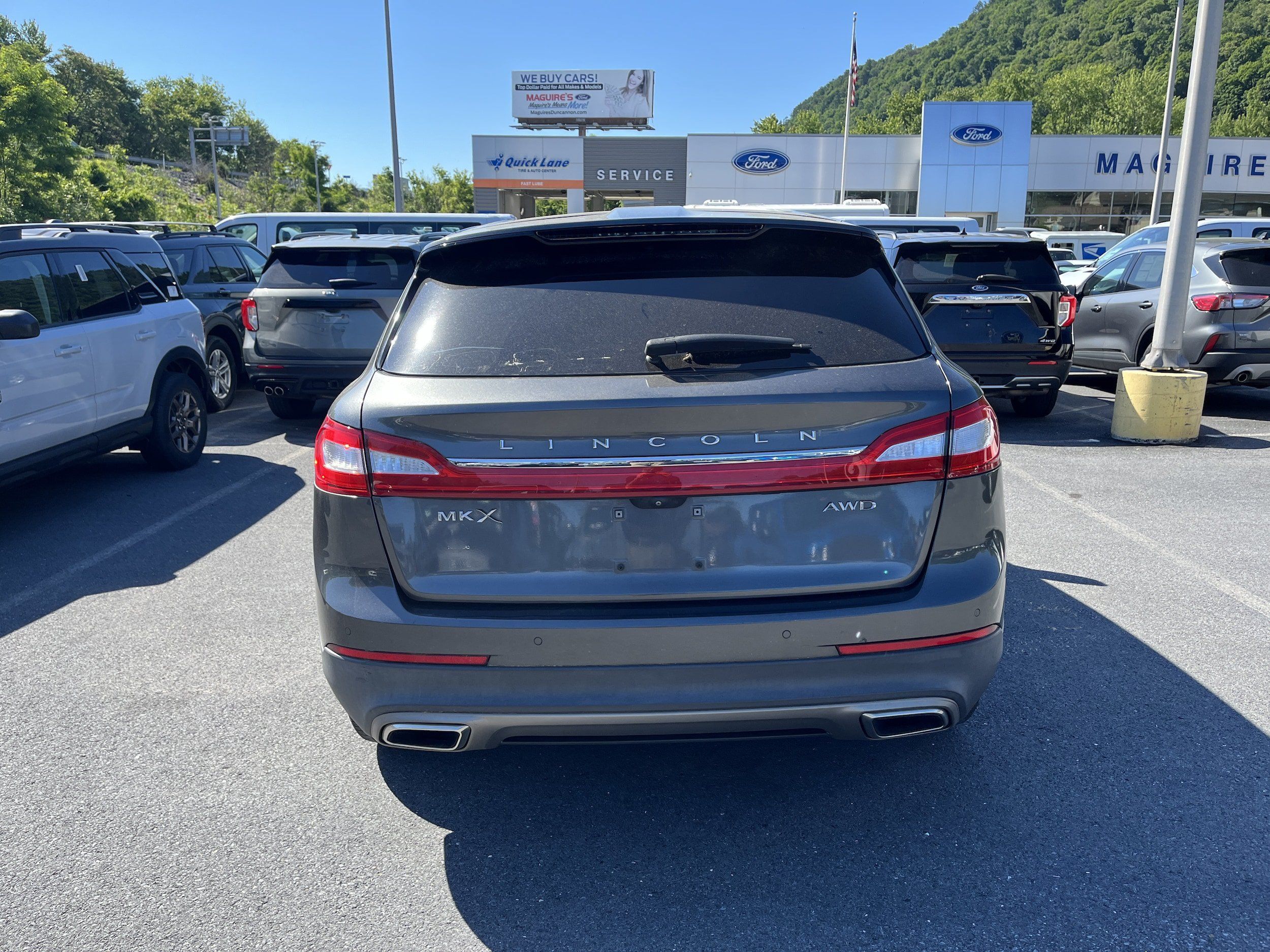 Used 2017 Lincoln MKX Reserve AWD/4WD image 5