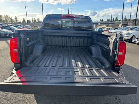 Used 2020 Chevrolet Colorado Z71 image 11