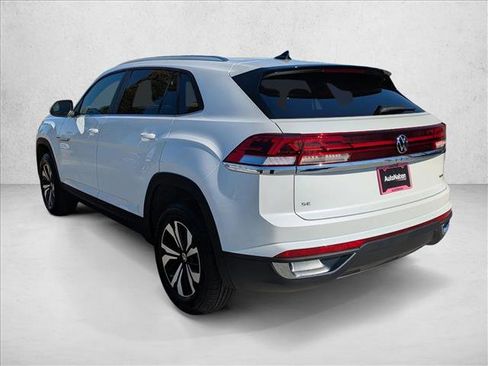 New 2026 Volkswagen Atlas Cross Sport SE image 9