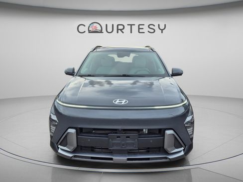 Certified 2024 Hyundai Kona Limited AWD/4WD image 8