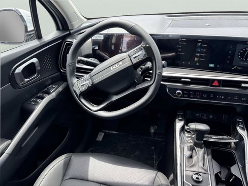 New 2026 Kia Sorento S FWD image 10