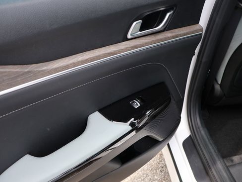 Used 2023 Kia K5 EX image 9