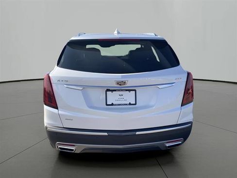 Used 2021 Cadillac XT5 Premium Luxury image 4