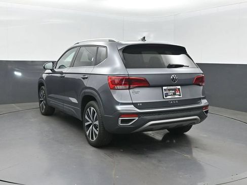 Used 2022 Volkswagen Taos SE FWD image 33