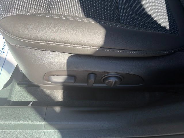 New 2026 Buick Envista Preferred w/ Convenience I Package FWD image 17