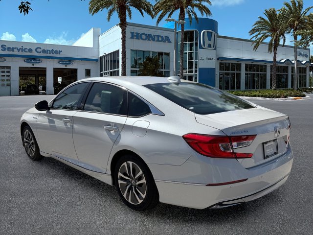 Used 2020 Honda Accord Touring image 6