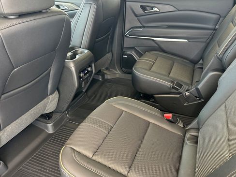 New 2026 Chevrolet Traverse High Country FWD image 13