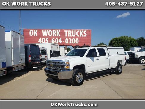 Used 2019 Chevrolet Silverado 2500 W/T AWD/4WD image 1