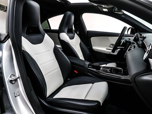 Used 2022 Mercedes-Benz CLA 35 AMG 4MATIC image 8