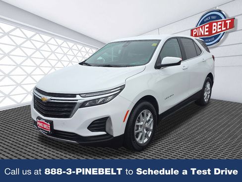 Certified 2024 Chevrolet Equinox LT w/ LPO, Floor Liner Package FWD image 1