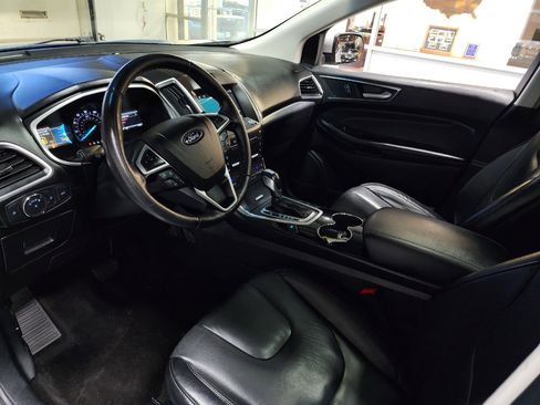 Used 2017 Ford Edge Titanium w/ Equipment Group 302A image 15