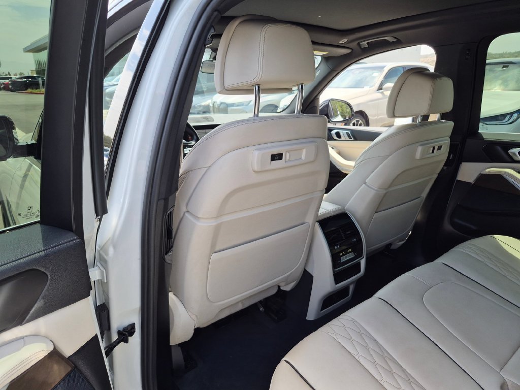 Used 2021 BMW X5 sDrive40i w/ Luxury Seating Package 2 RWD image 8