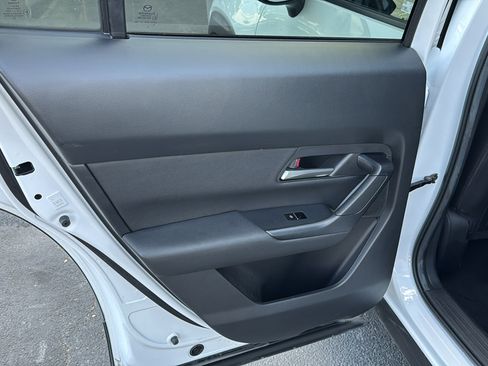 Certified 2023 MAZDA CX-50 2.5 S w/ Preferred Plus Pkg image 17