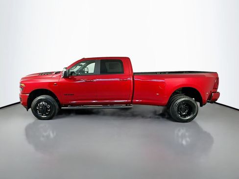 New 2026 RAM 3500 Laramie w/ Night Edition AWD/4WD image 4