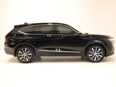 Used 2025 Acura MDX w/ Technology Package image 3