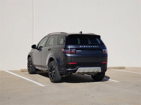 Used 2025 Land Rover Discovery Sport S image 5