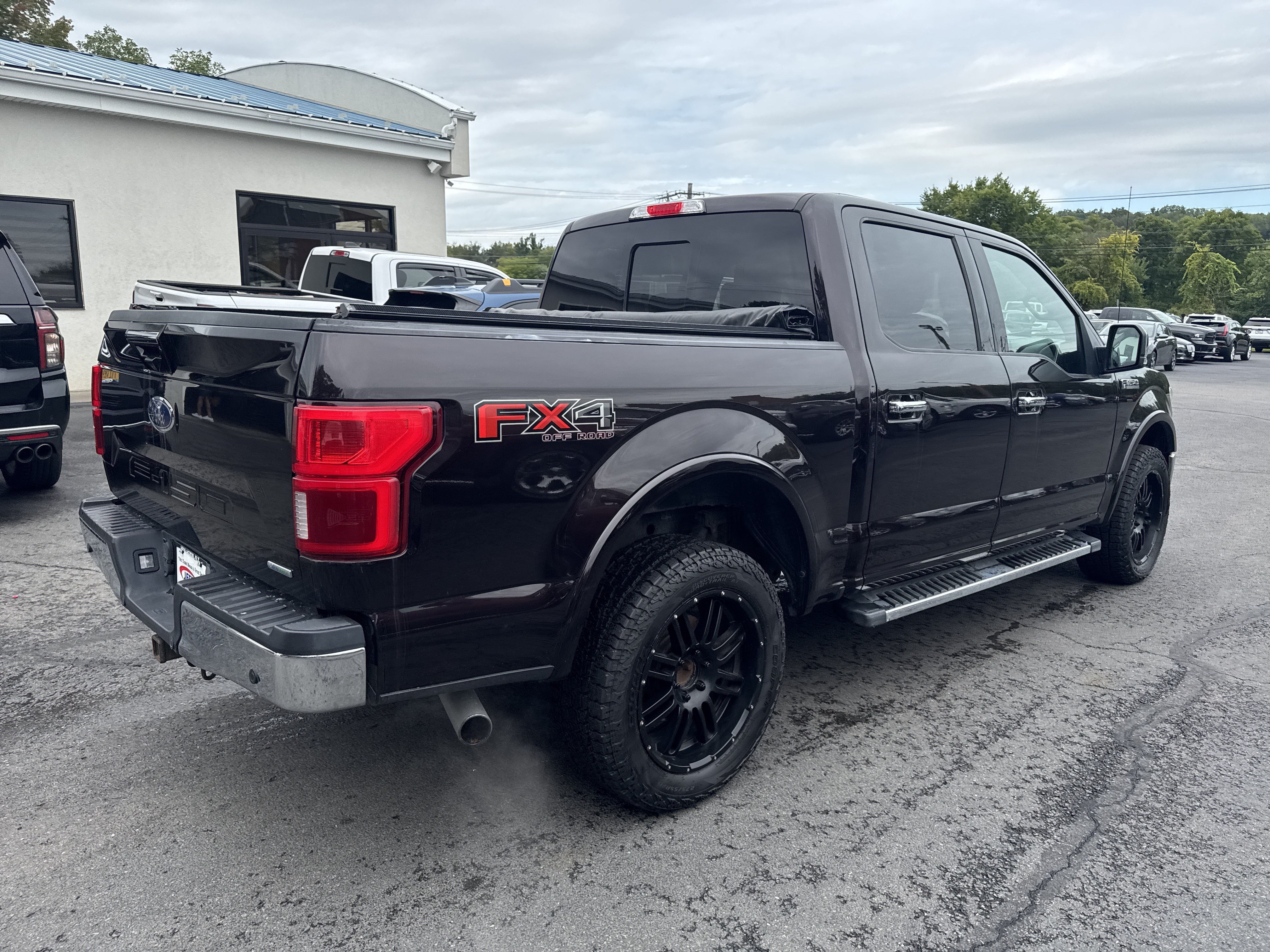 Used 2020 Ford F150 Lariat w/ Equipment Group 502A Luxury AWD/4WD image 5