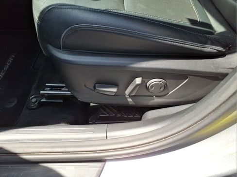 Used 2022 Hyundai Tucson Limited AWD/4WD image 16