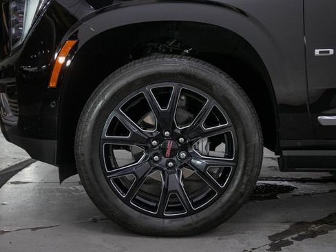 Used 2025 GMC Yukon XL Denali w/ Sun & Power Step Package AWD/4WD image 29