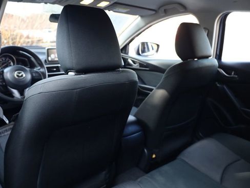 Used 2015 MAZDA MAZDA3 i Sport image 16