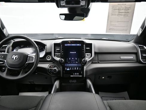 Used 2025 RAM 1500 Big Horn AWD/4WD image 13