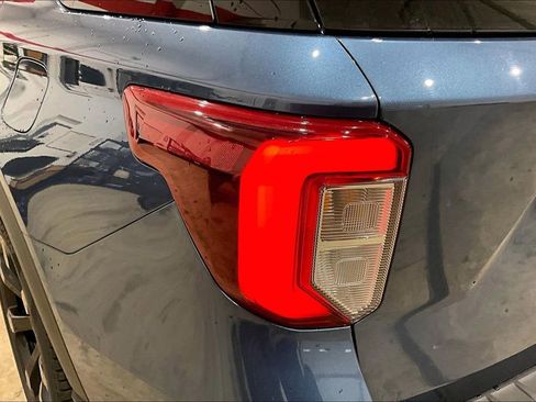 Used 2020 Ford Explorer ST w/ ST Street Pack image 29