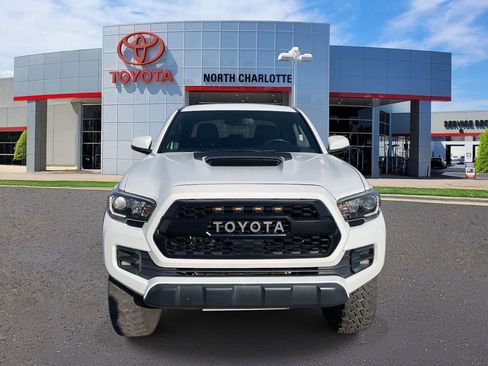 Used 2018 Toyota Tacoma TRD Pro image 3